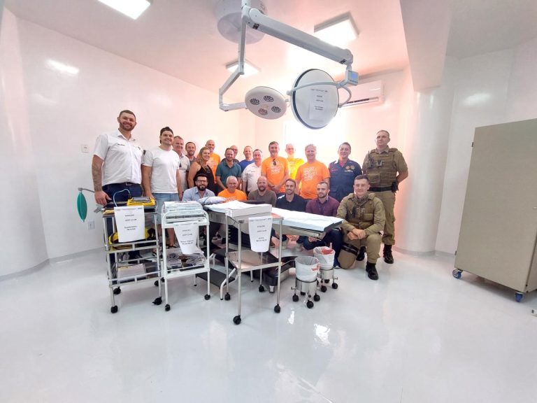entrega-equipamentos-no-hospital-14-20574