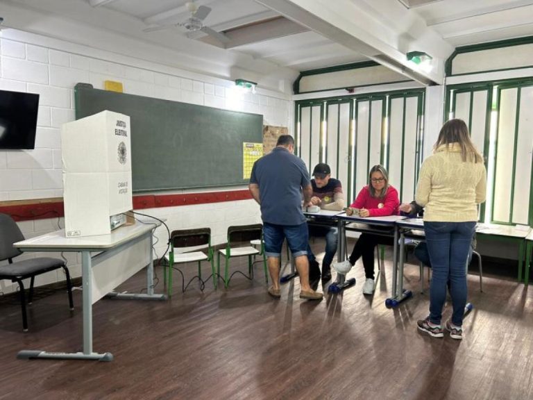 votacao-24345