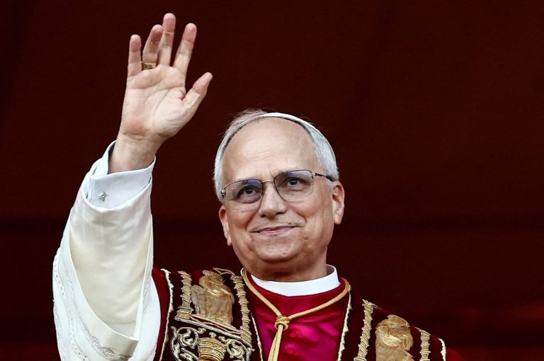 PAPA LEÃO (2)