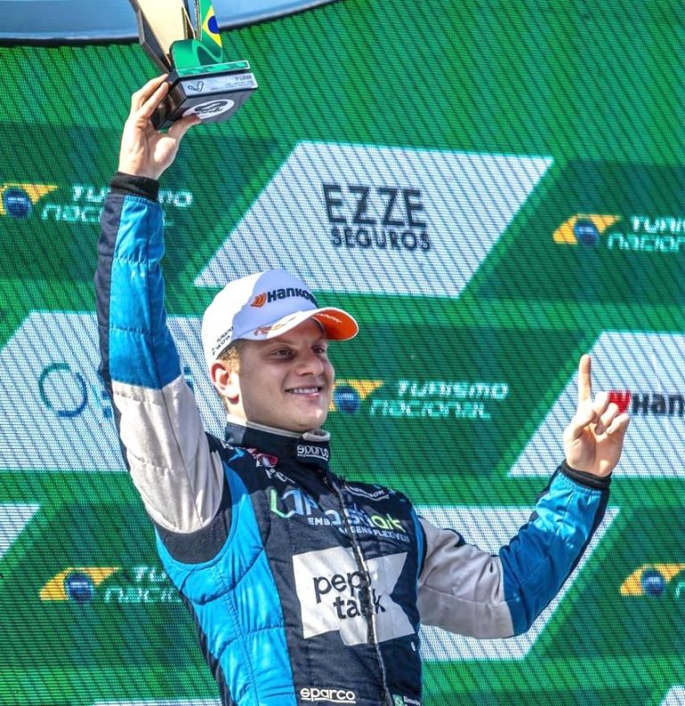 Xande Bastos