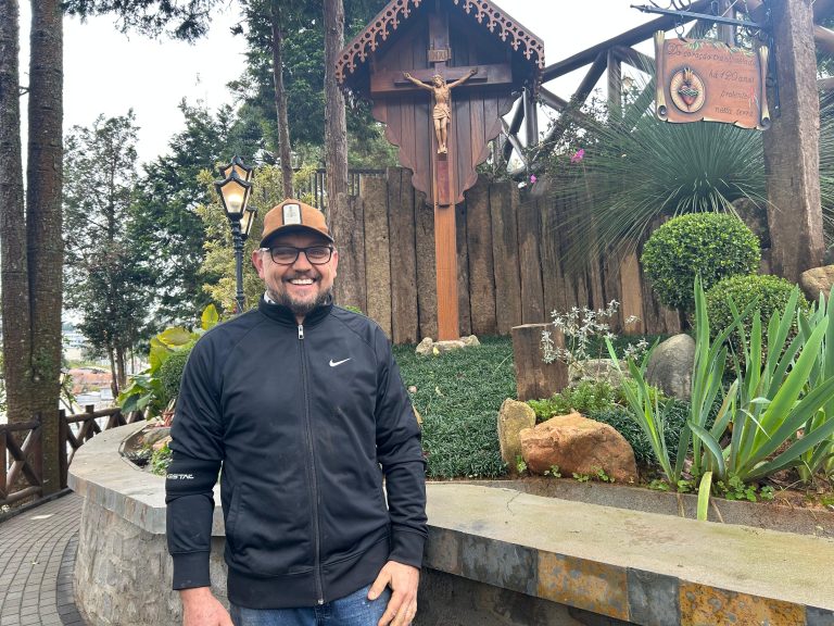 BOSQUE CRUCIFIXO - Zuciane