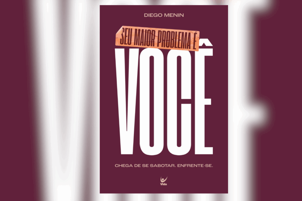Livro "Seu maior problema é você" com título em destaque vertical sobre fundo vinho