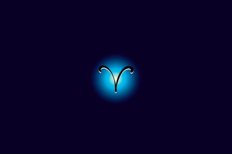 Ilustração do signo de áries iluminado com uma luz em um fundo azul escuro